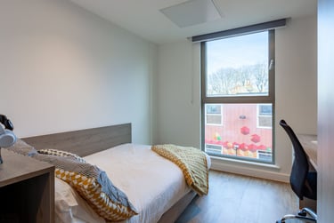 Gold En Suite at Pavilion Point, 118-132 London Road, The Level, Brighton, BN14JH - Image 2